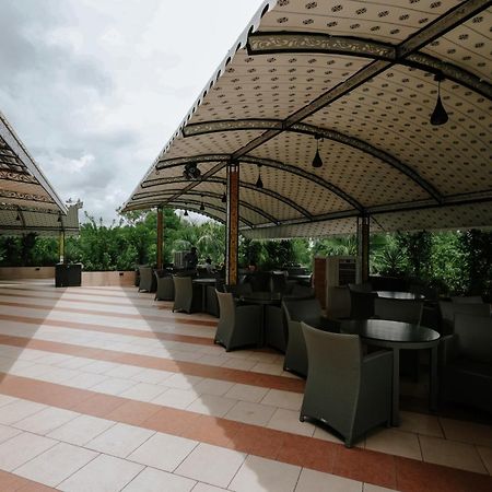 Pride Resort & Convention Center Ranakpur Near Ranakpur Dam Sādri エクステリア 写真